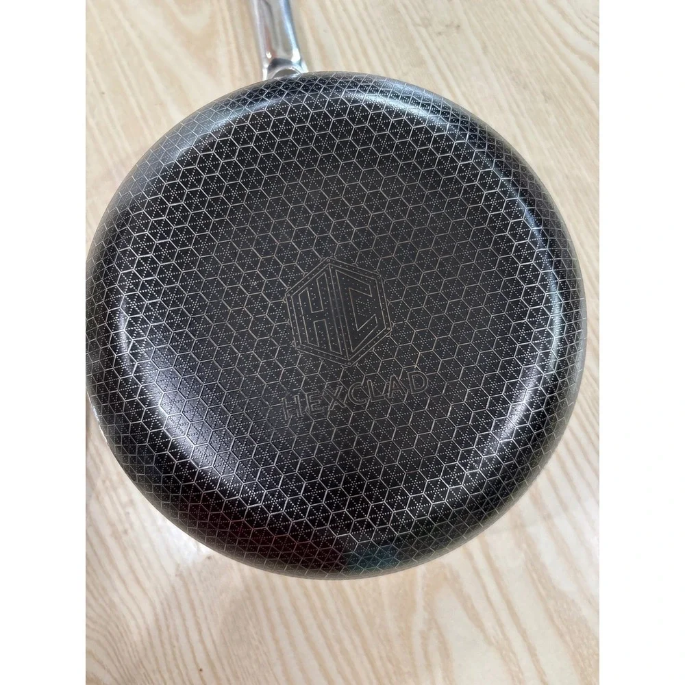 HexClad 2 qt pot Hybrid Stainless Steel Saucepan with lid